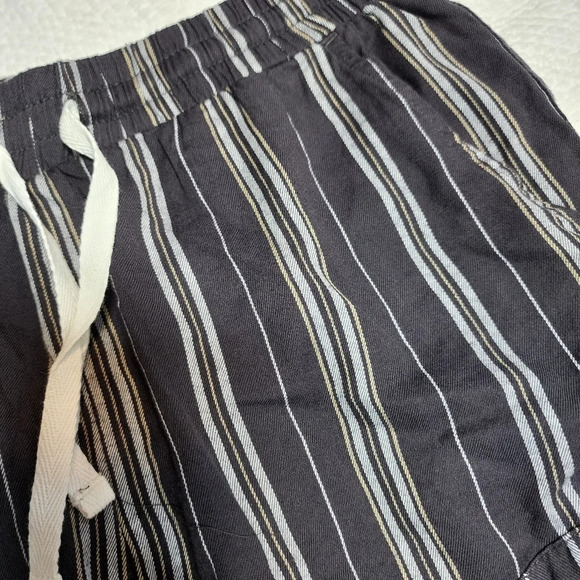 Billabong shorts - Picture 6 of 14
